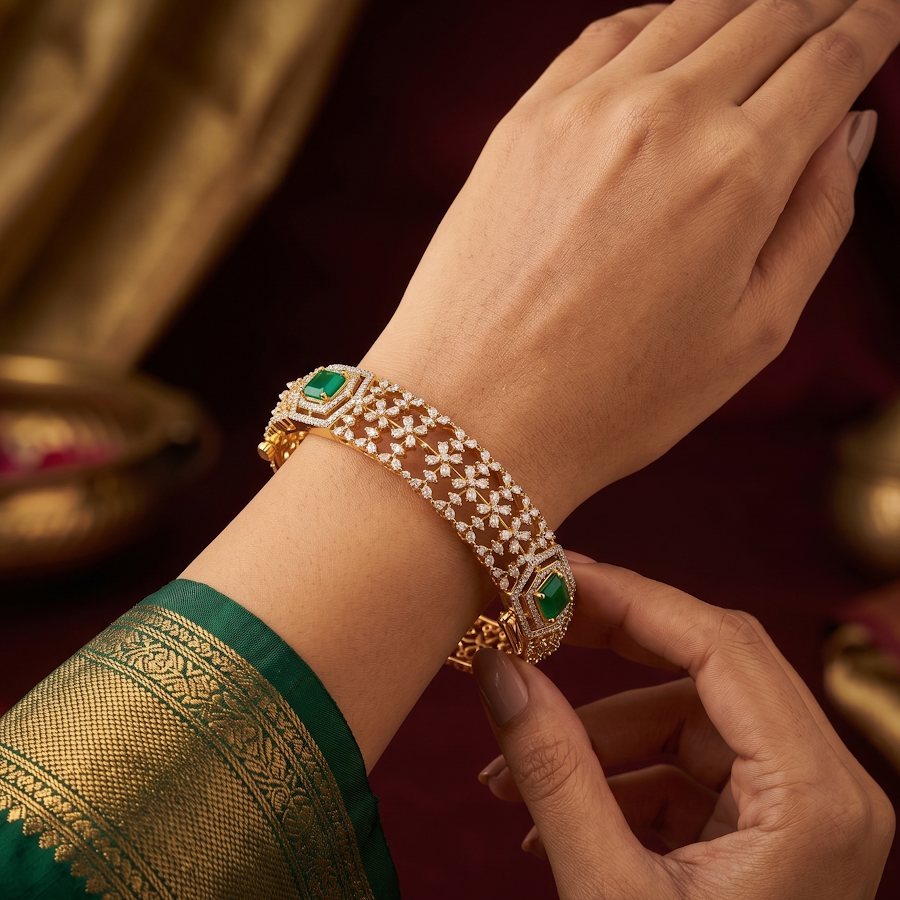 Madhavi Diamond Bangle