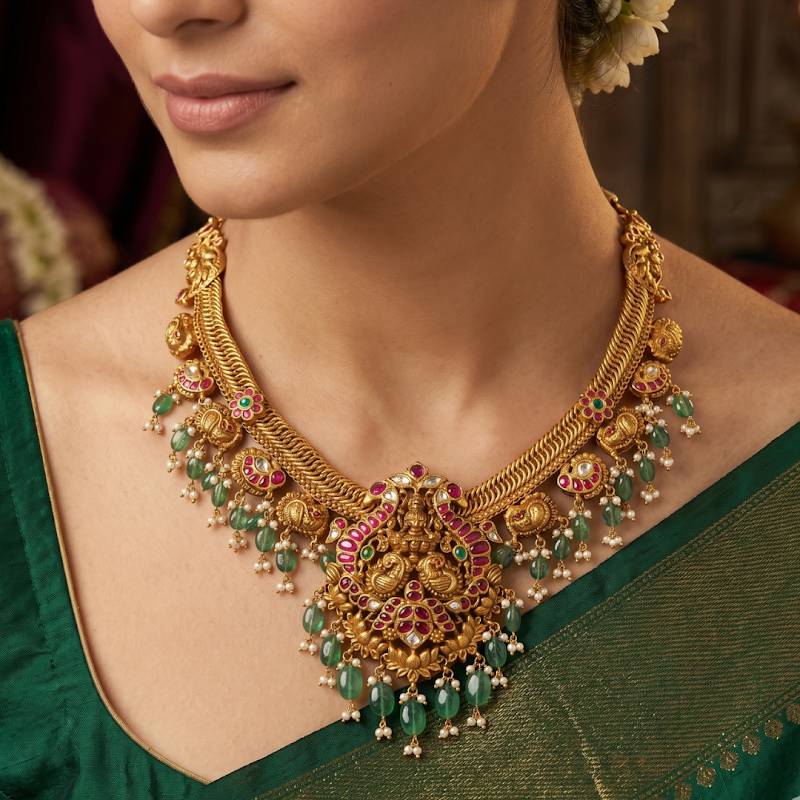 Ishita Jalebi Gold Necklace
