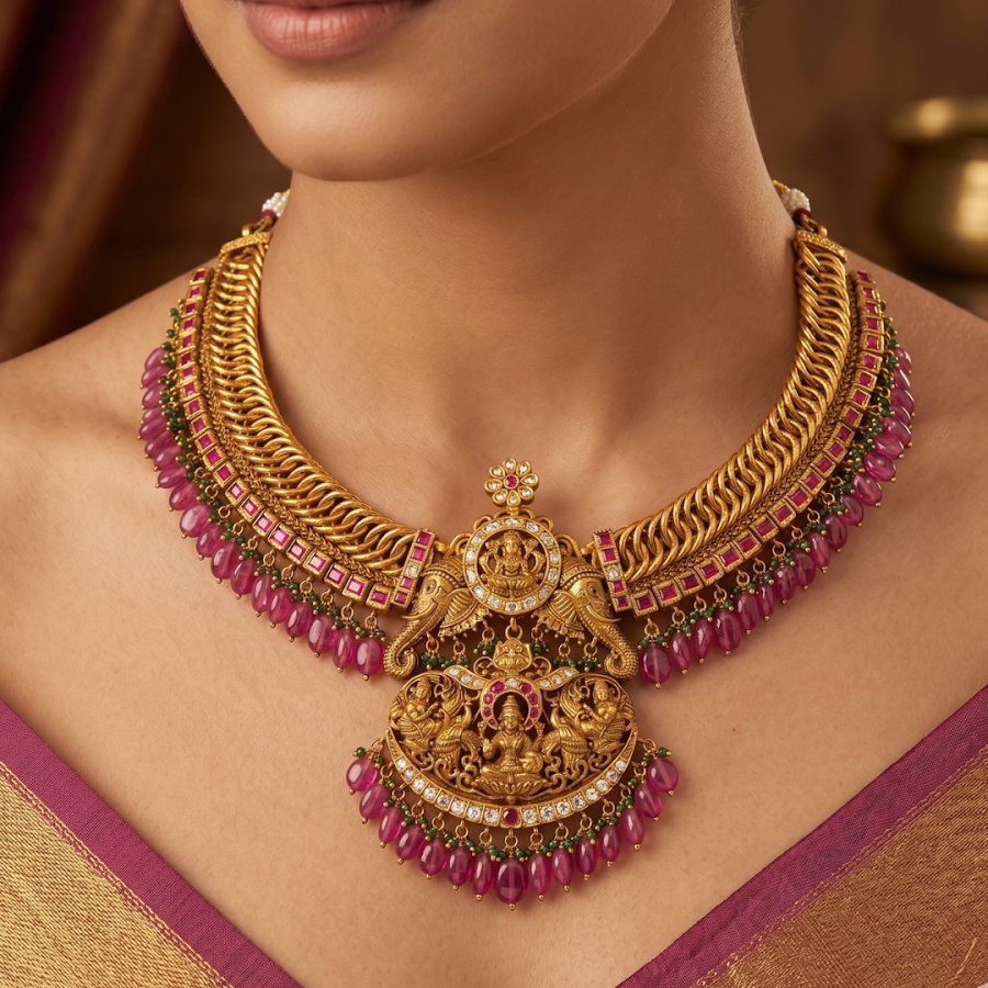 Nithyasri Jalebi Gold Necklace