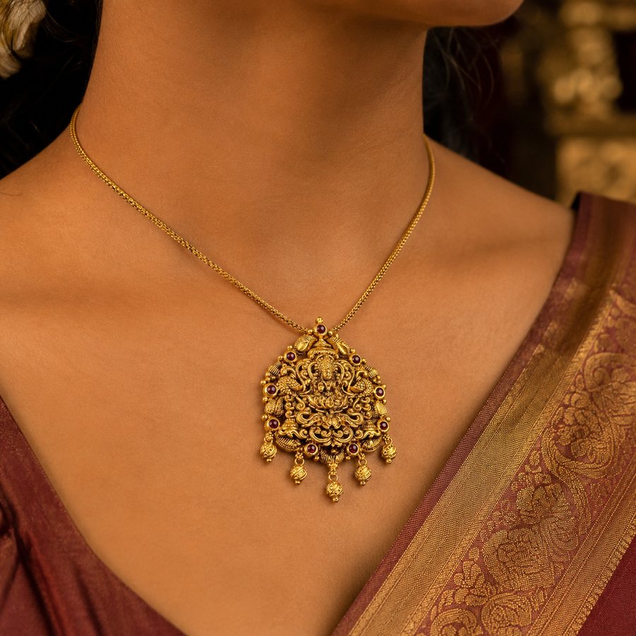 Arundhati Gold Pendant