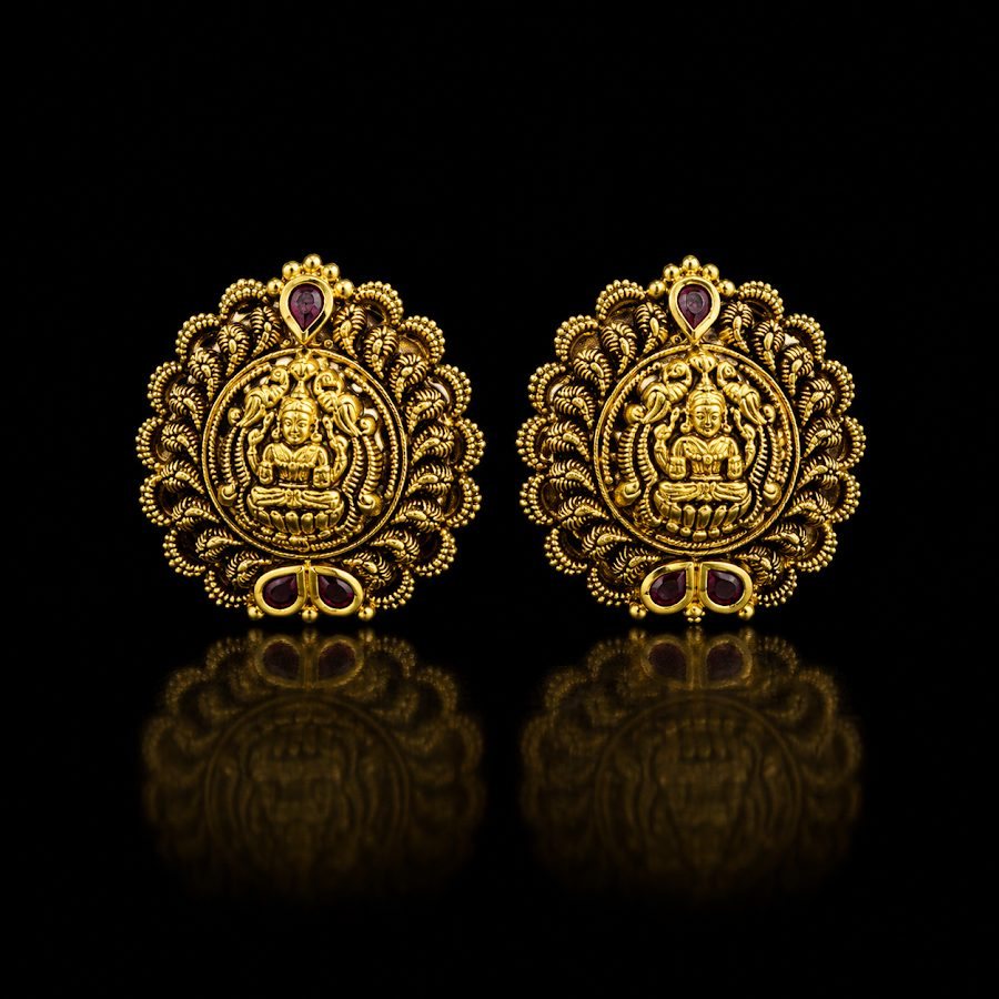Sowmya Gold Stud Earrings